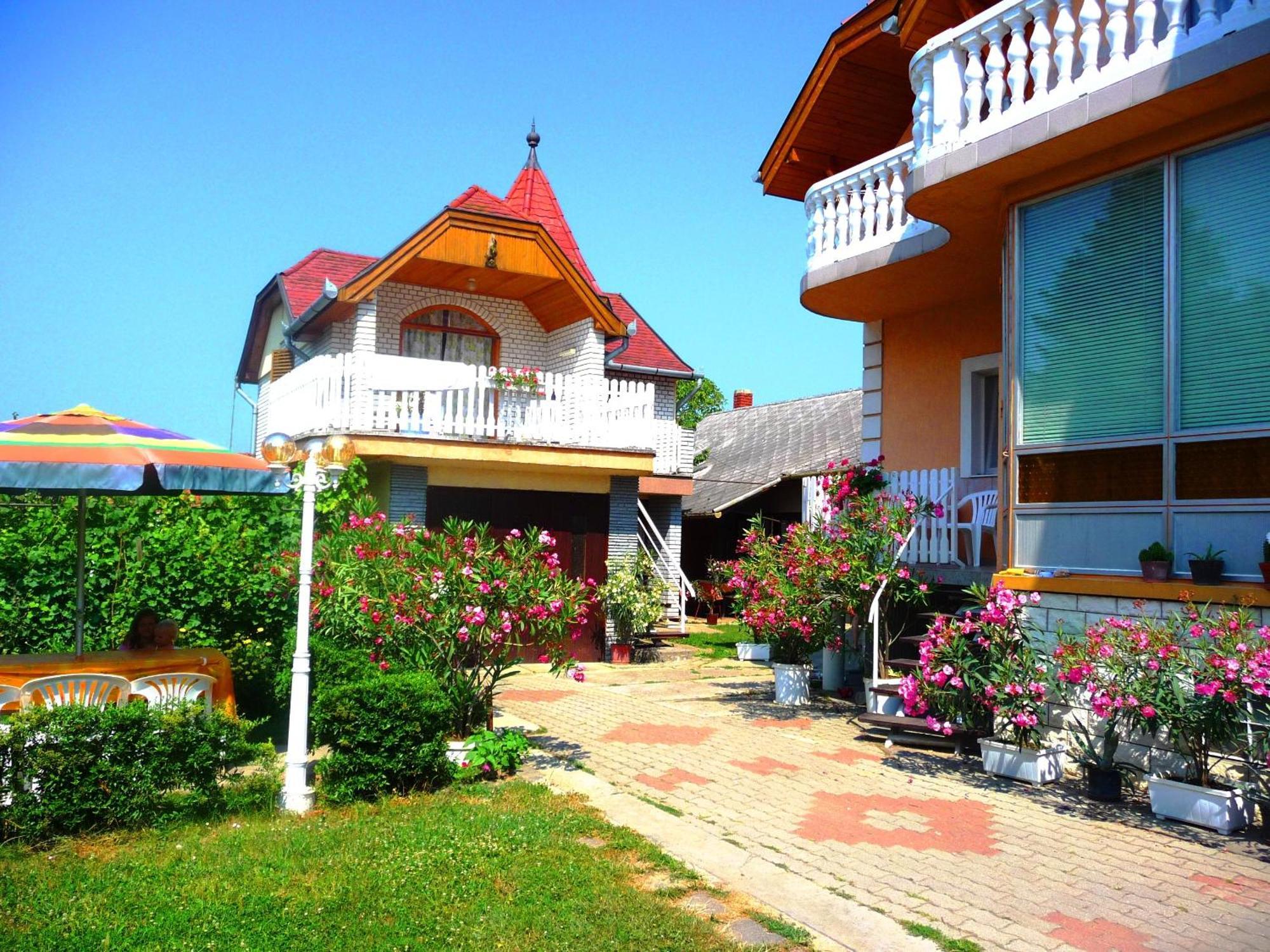 Joker Villa Apartmanhaus Hévíz Buitenkant foto